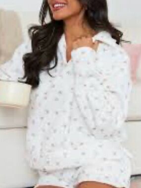 Pink Lily White Floral Two-Piece Loungewear Set with Pink Roses